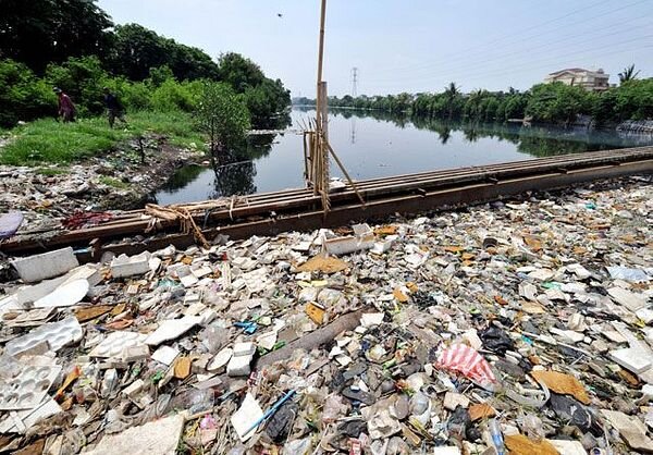 Image via  The Diplomat article; Indonesia’s Citarum: The World’s Most Polluted River,  Photo Credit:  Wikimedia Commons/ MNN galleries